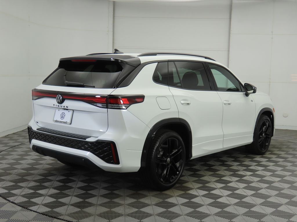 Thumbnail: 2026 Volkswagen Tiguan - 5