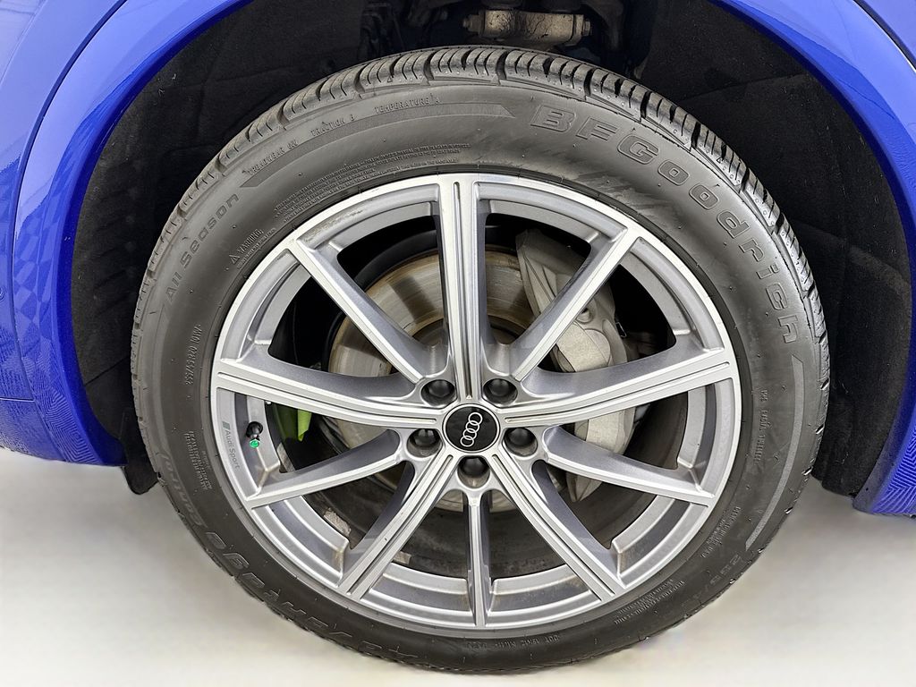 Thumbnail: 2022 Audi Q5 - 29