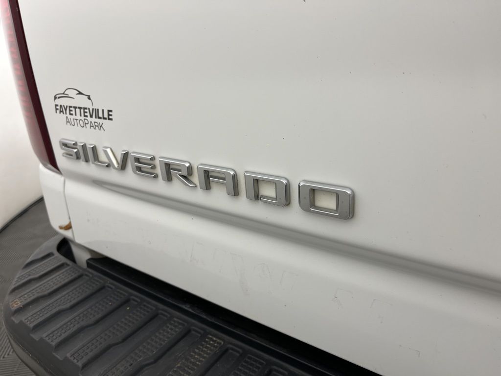 Thumbnail: 2022 Chevrolet Silverado 2500 - 3