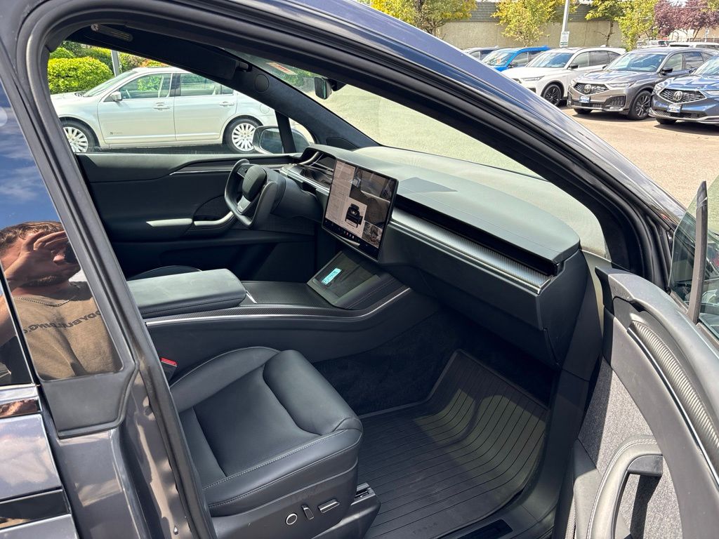 2022 Tesla Model X Plaid