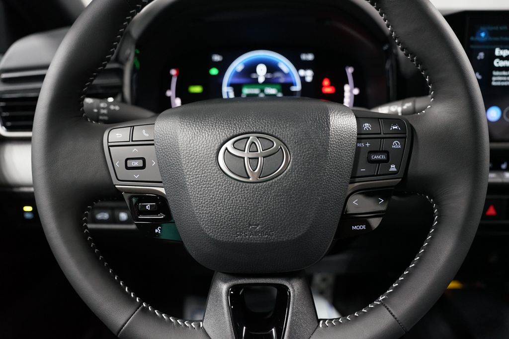 Thumbnail: 2026 Toyota Camry - 12