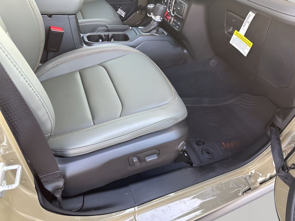 New Car 2025 Jeep Gladiator  Mojave For Sale Under $50,000 In Austin, Texas