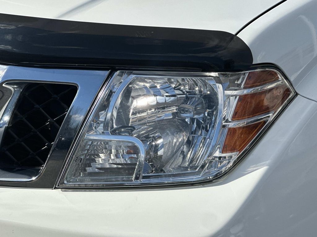 Thumbnail: 2016 Nissan Frontier - 3