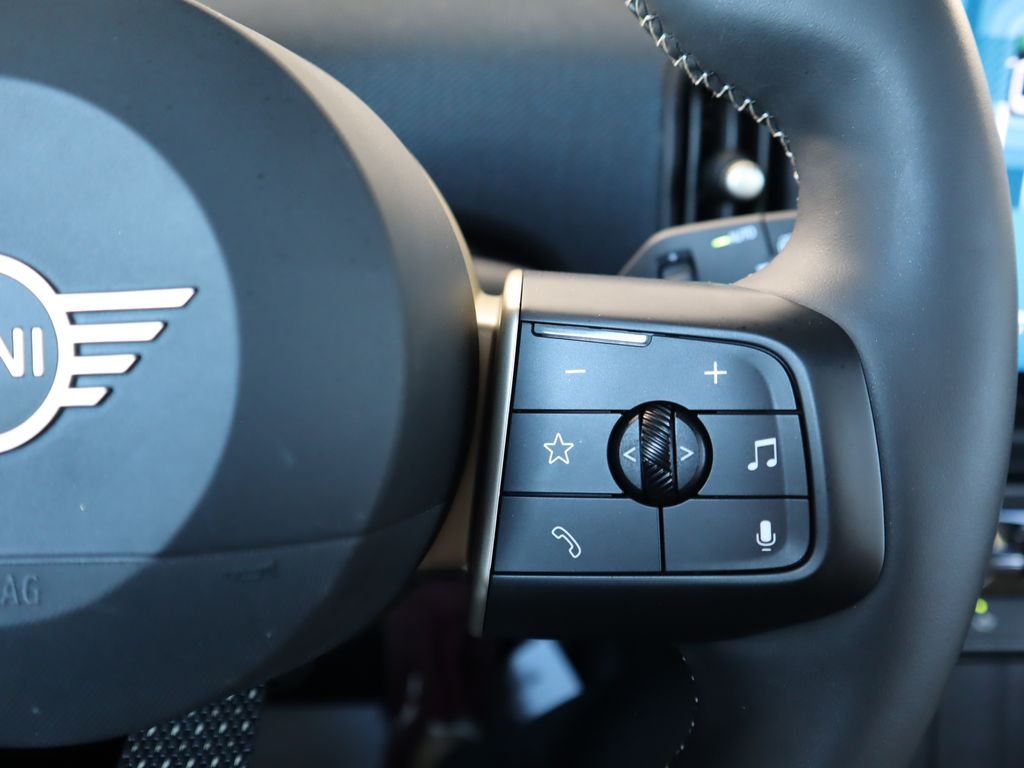 Thumbnail: 2025 MINI Cooper - 12