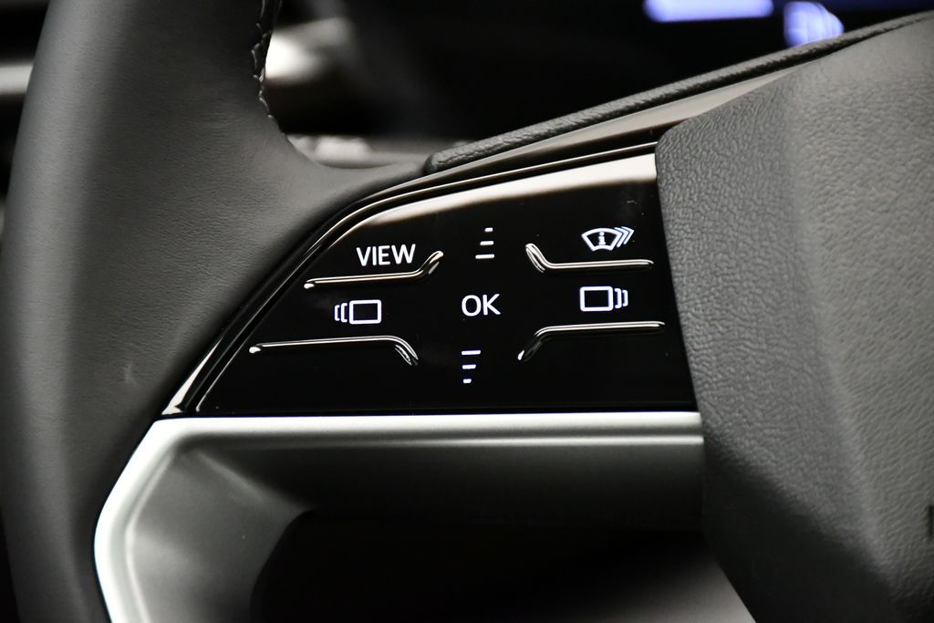 Thumbnail: 2025 Audi Q5 - 22