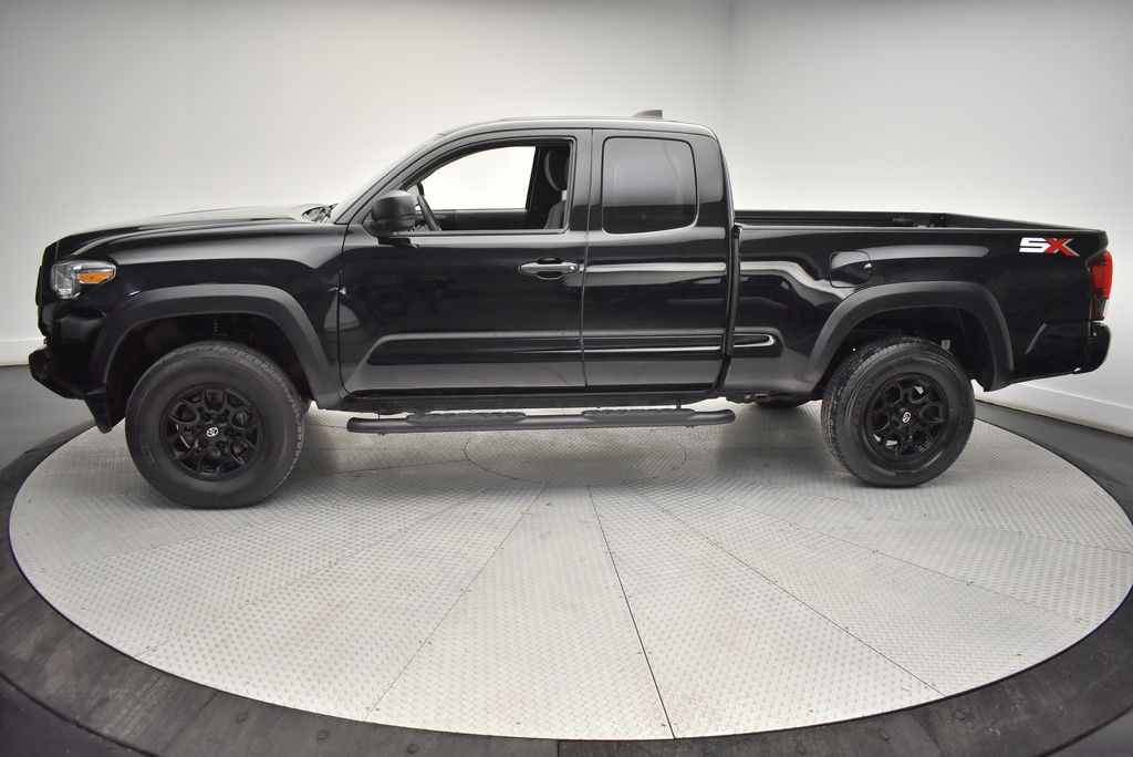 2022 Toyota Tacoma SR 5