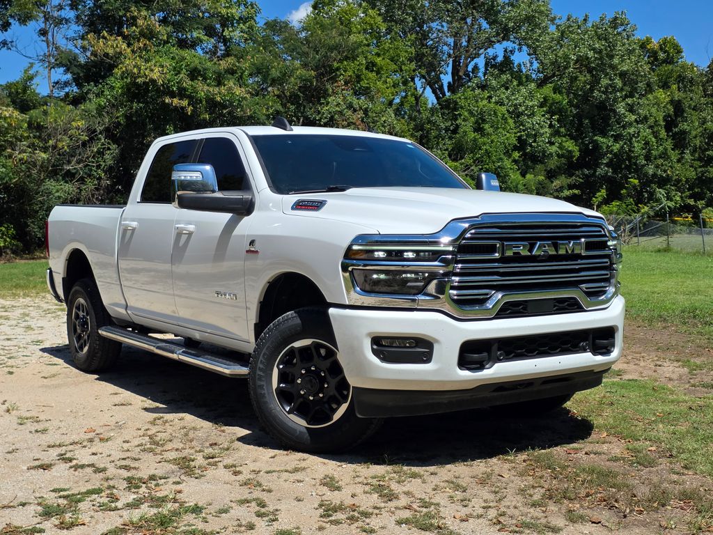 Bright White Clearcoat 2025 RAM 2500 Pickup Truck Four-Wheel Drive 8-Speed Automatic