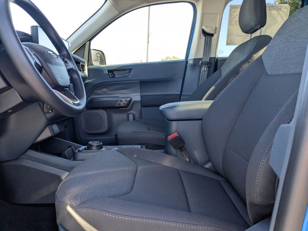 2025 Ford Maverick XL