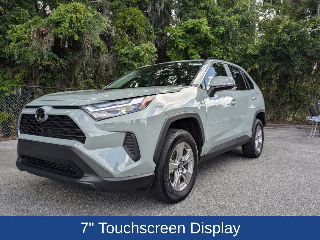 2022 Toyota RAV4 XLE