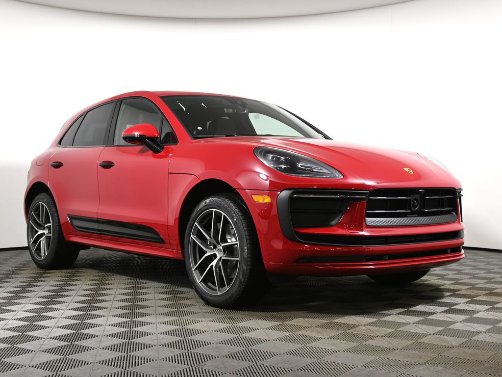 Thumbnail: 2026 Porsche Macan - 9