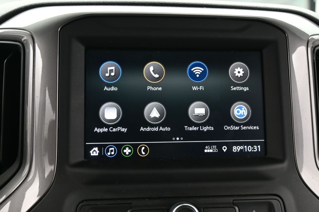 Used 2022 Summit White Chevrolet Custom image 22