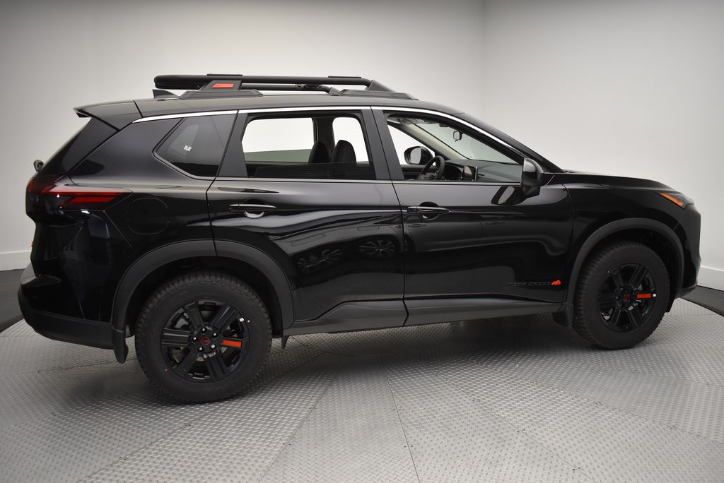 Thumbnail: 2026 Nissan Rogue - 4