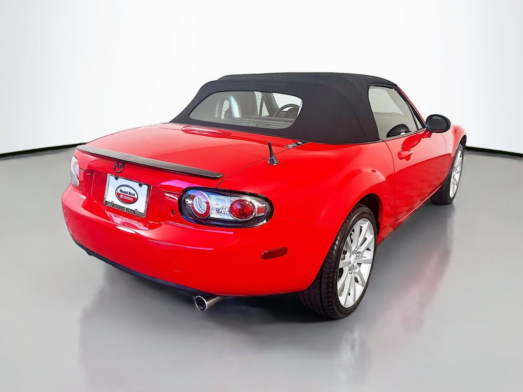 Thumbnail: 2006 Mazda MX-5 Miata - 5