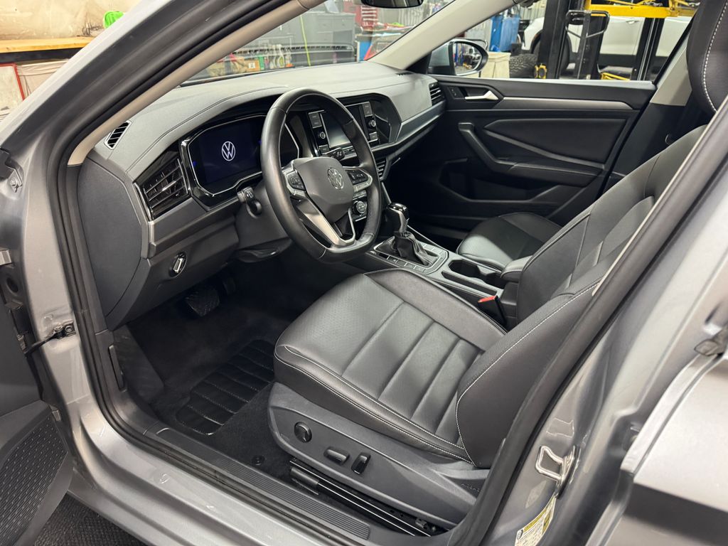 2024 Volkswagen Jetta 1.5T SE