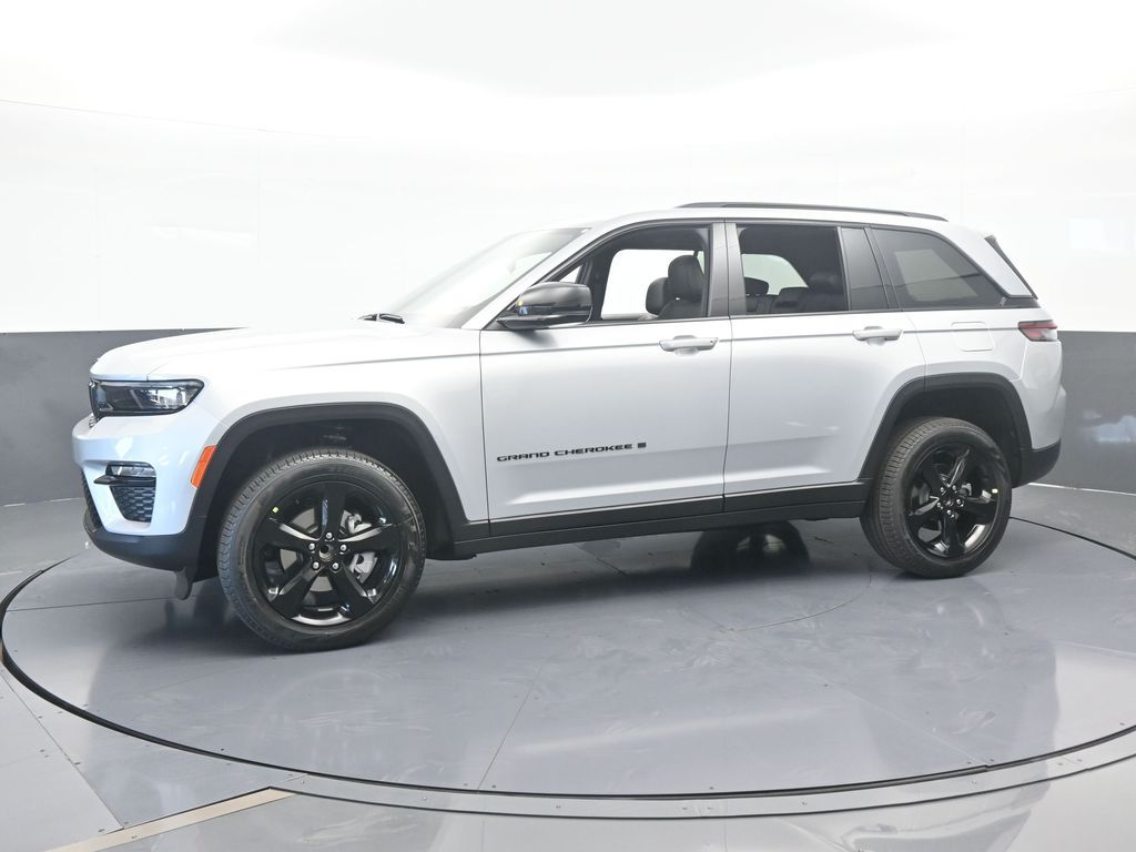 New 2025 Silver Zynith Jeep Limited image 2