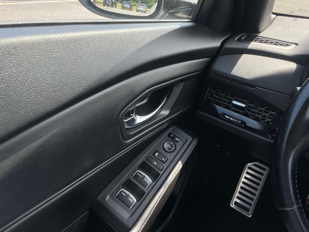 Thumbnail: 2023 Honda Accord - 23