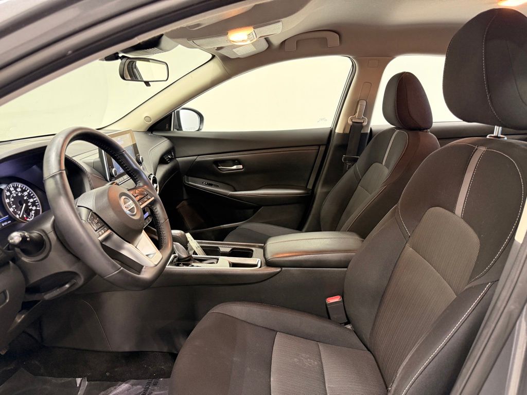 Thumbnail: 2021 Nissan Sentra - 12