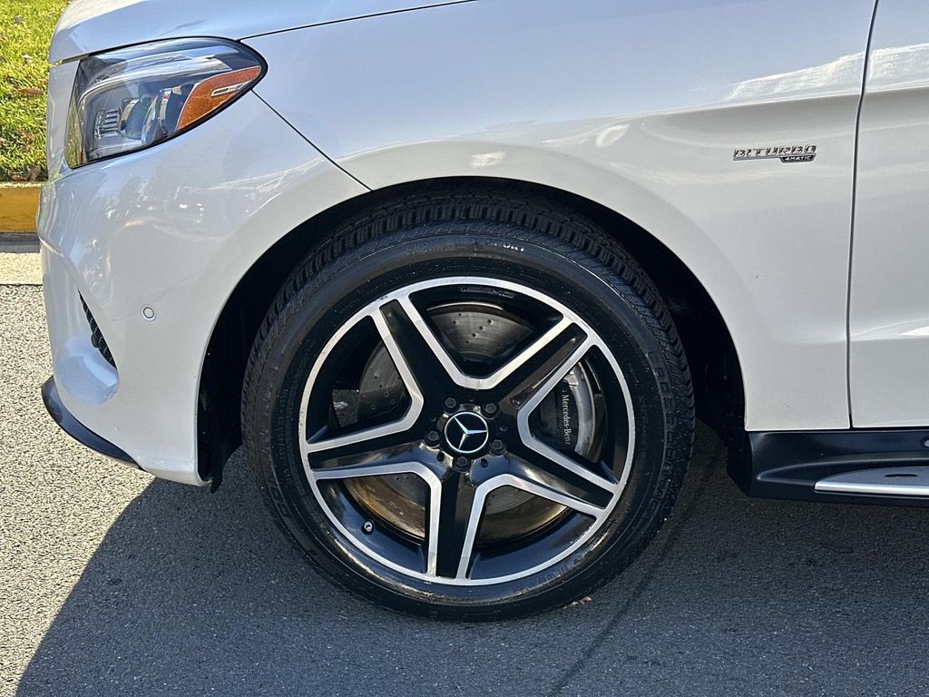 Thumbnail: 2018 Mercedes-Benz GLE - 14