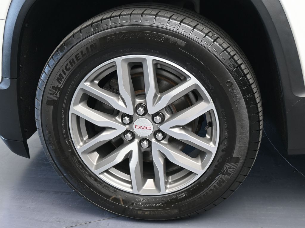 Used 2019 Summit White GMC SLE-2 image 31