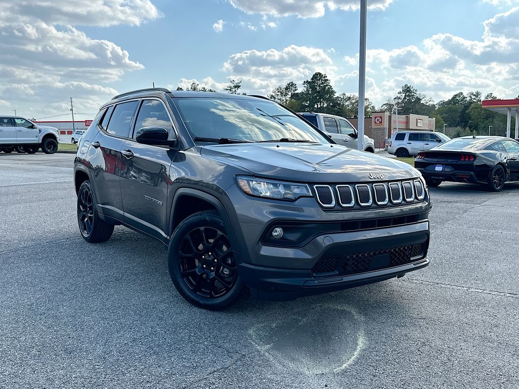 2022 Jeep Compass Latitude Lux