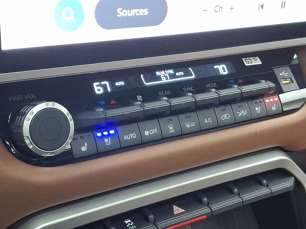 Thumbnail: 2025 Toyota Sequoia - 18