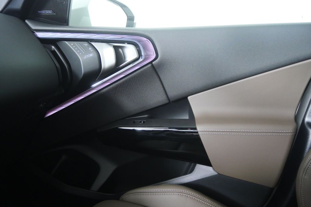 Thumbnail: 2026 BMW X3 - 25