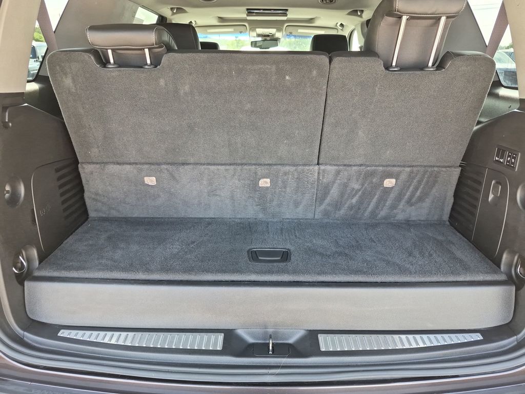 Used Car 2017 Chevrolet Tahoe  Premier For Sale Under $30,000 In Austin, Texas