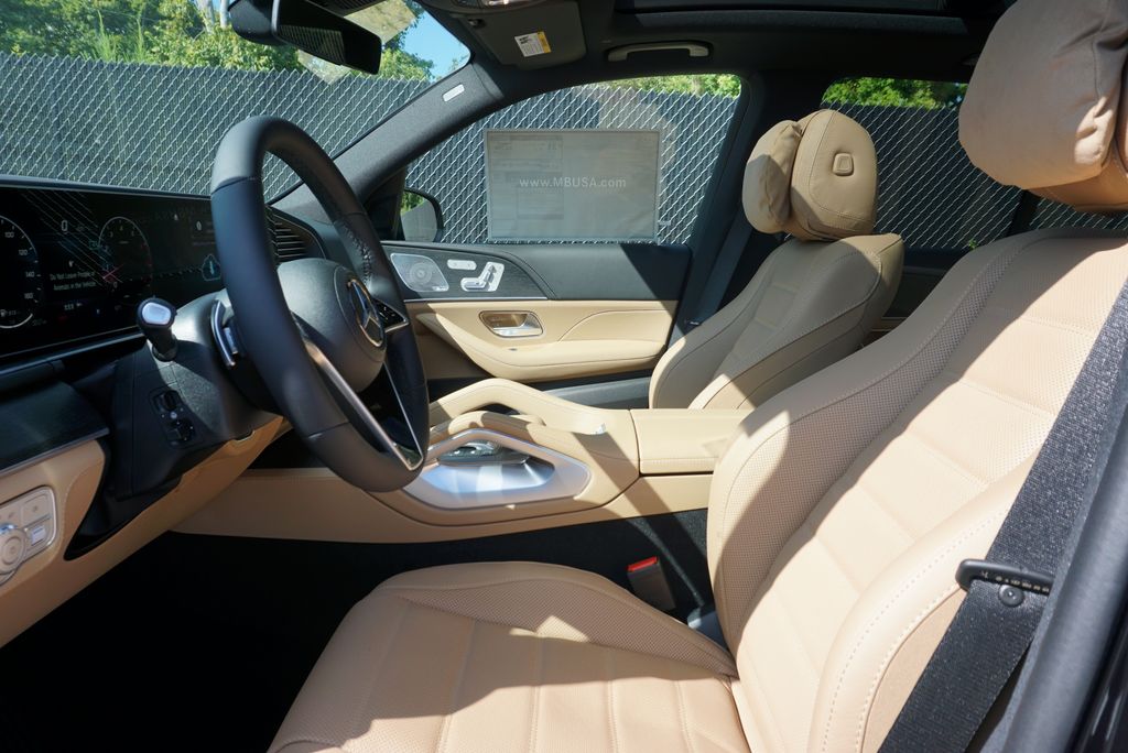 Thumbnail: 2026 Mercedes-Benz GLE - 27