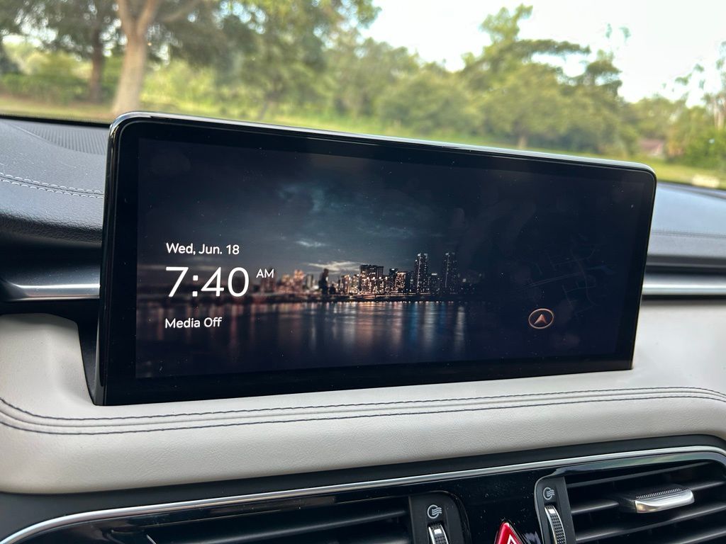 2022 Genesis G70 3.3T 23