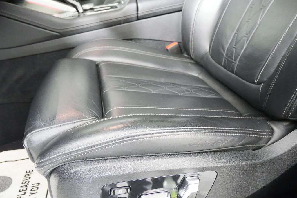 Thumbnail: 2023 BMW X6 - 9