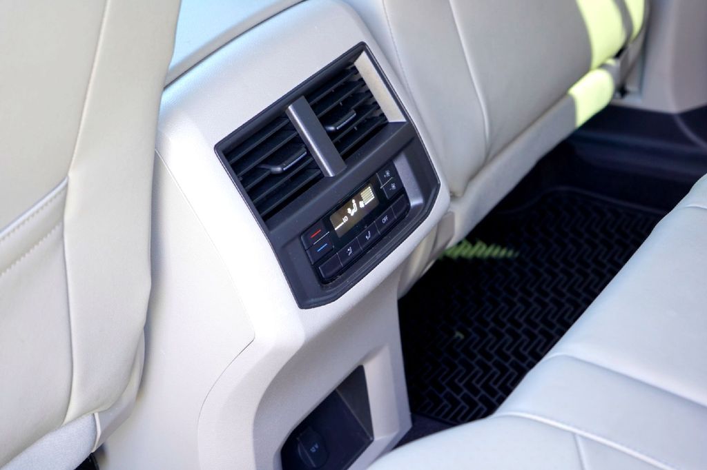 Used Car 2022 Volkswagen Atlas  2.0t Se For Sale Under $25,000 In Taylor, Texas