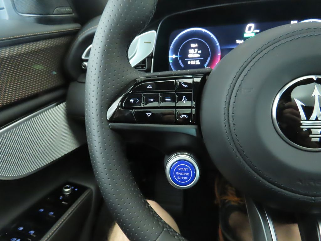 Thumbnail: 2025 Maserati Grecale - 11