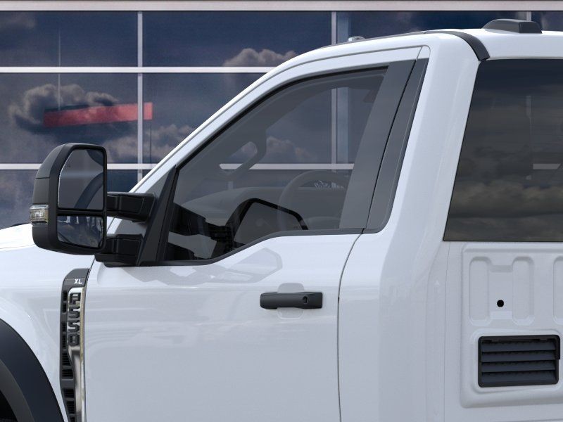 2026 Ford F-550 Chassis XL