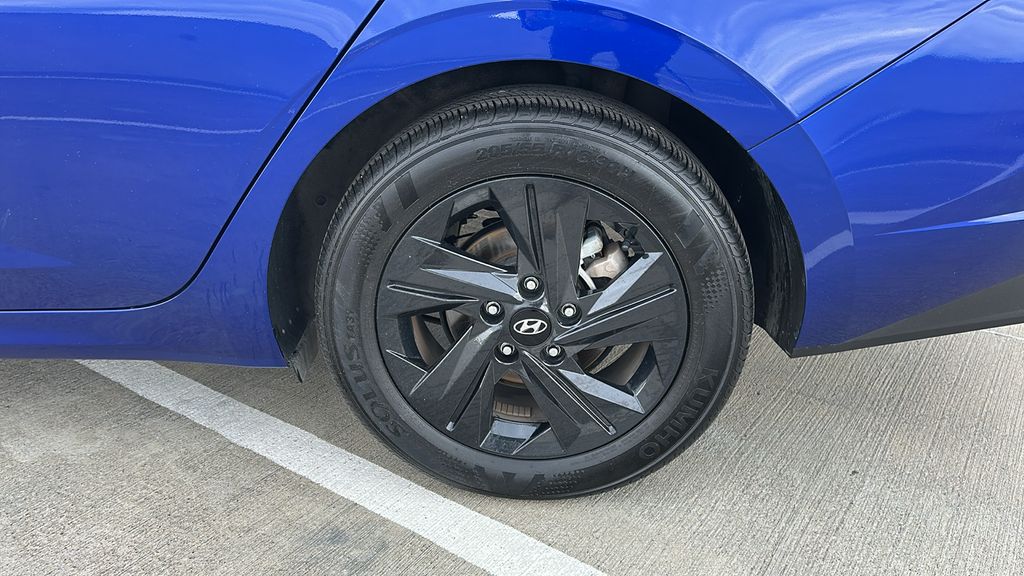 2023 Hyundai Elantra SEL Blue at Victoria Chrysler Dodge Jeep Ram