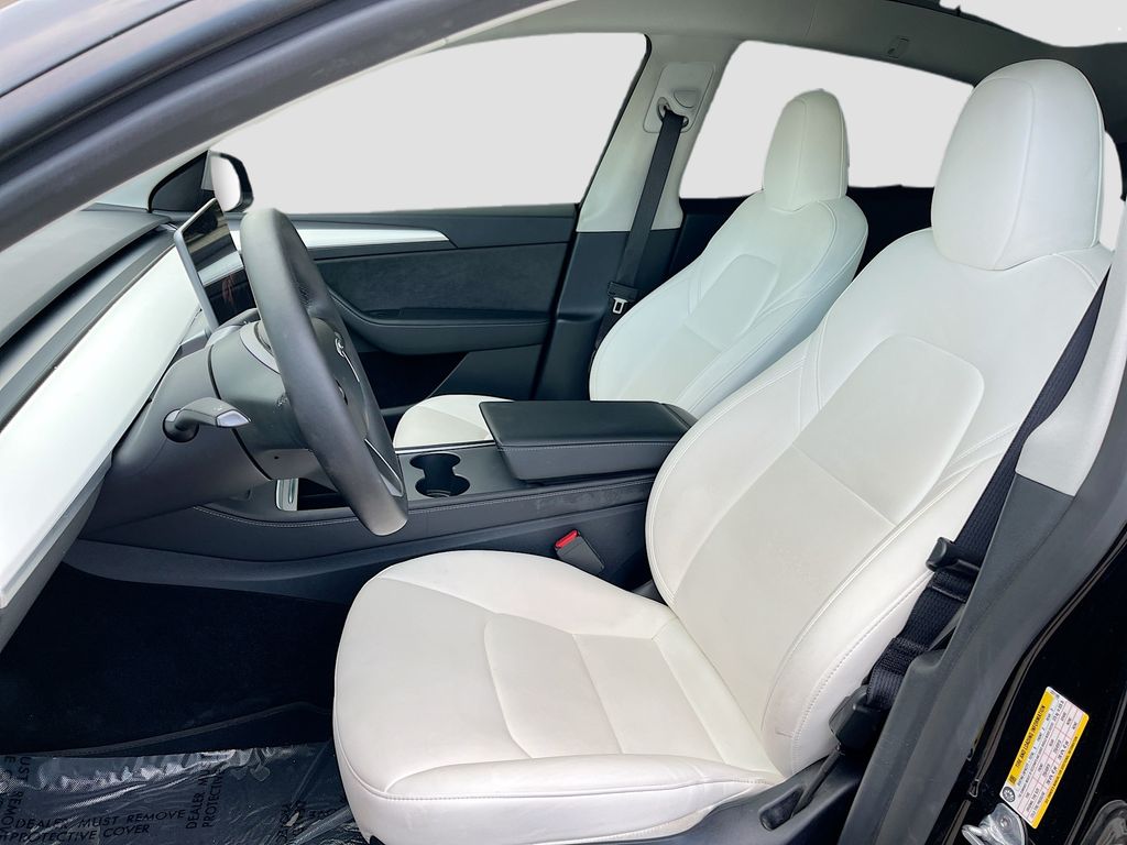 2025 Tesla Model Y Long Range Black at Ultimate Motorsports