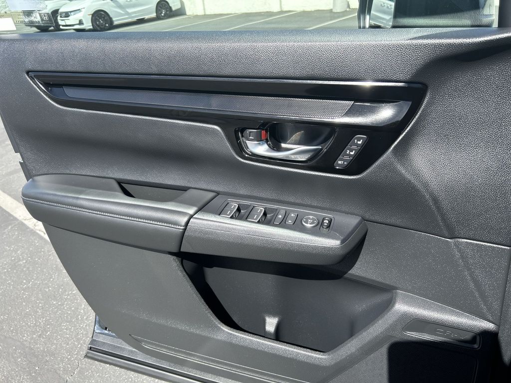 Thumbnail: 2025 Honda CR-V - 13