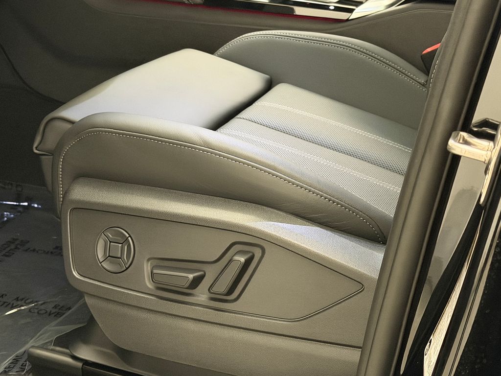 Thumbnail: 2026 Audi Q5 - 25
