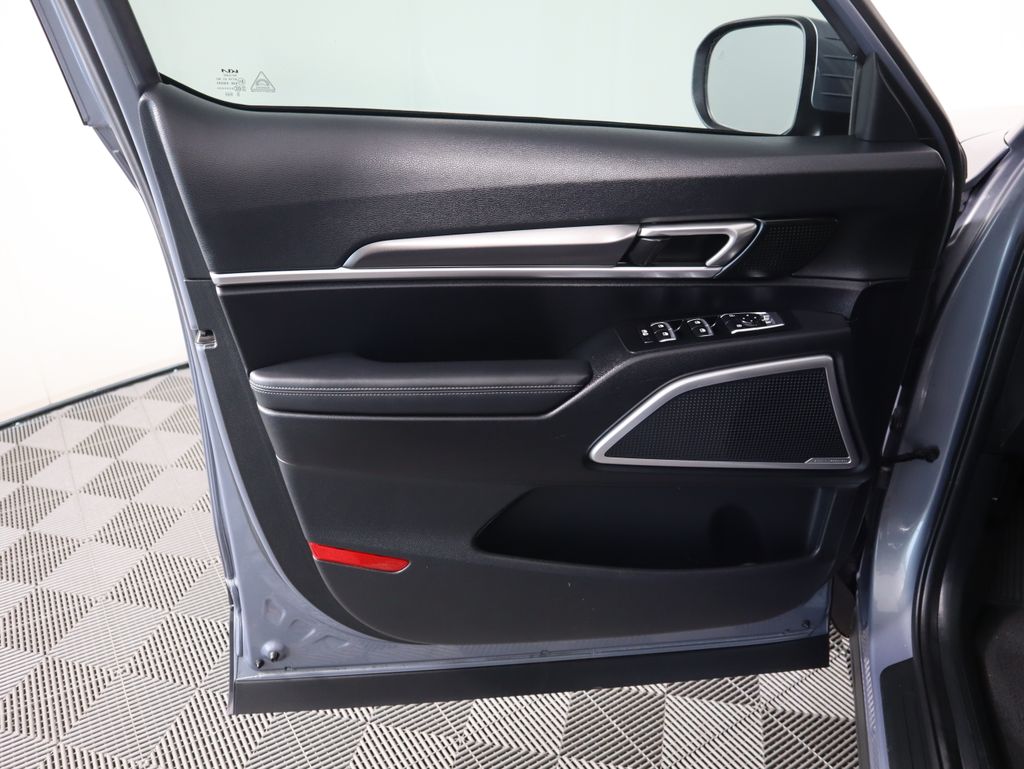 Thumbnail: 2024 Kia Telluride - 26