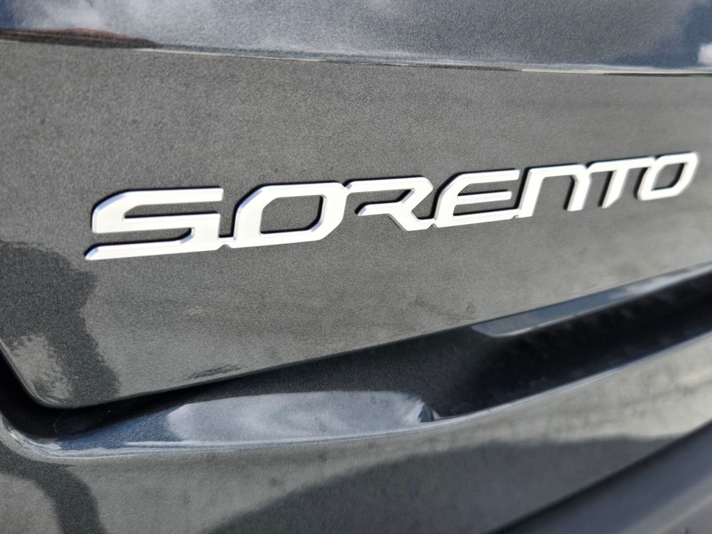 2026 Kia Sorento - $37,620