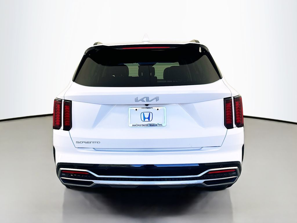 Thumbnail: 2023 Kia Sorento - 6