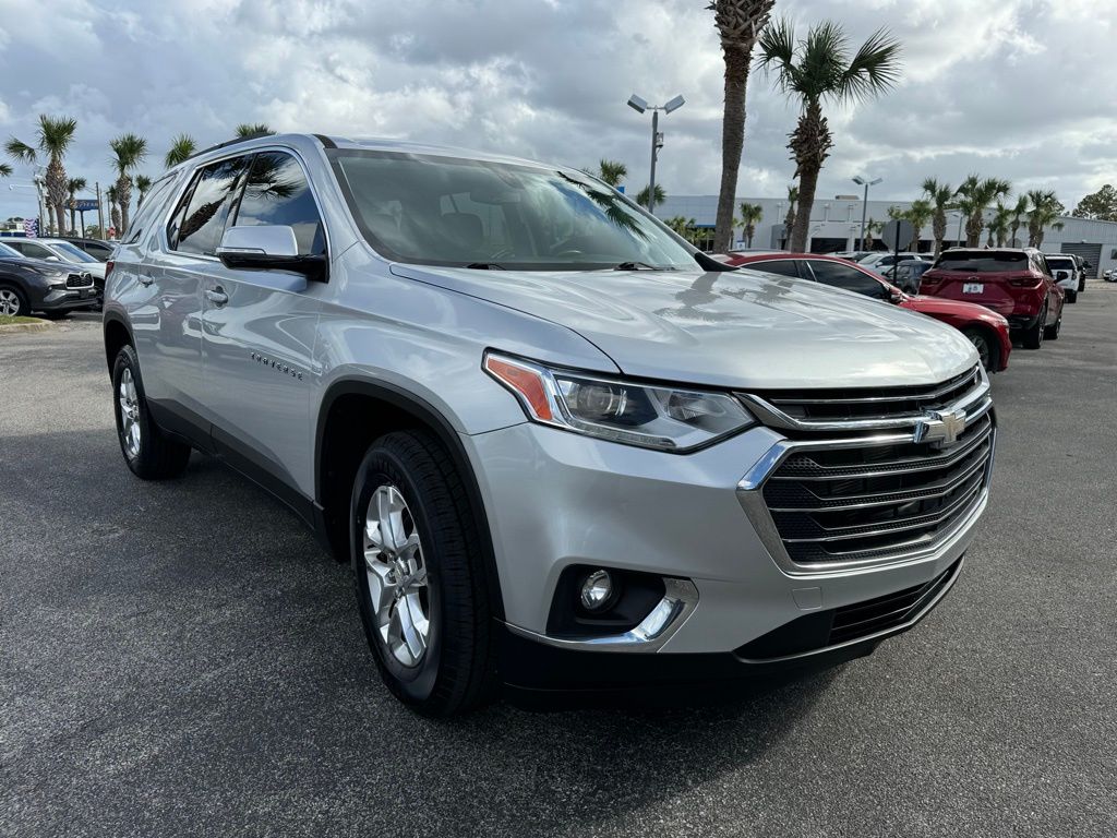 2020 Chevrolet Traverse LT 10