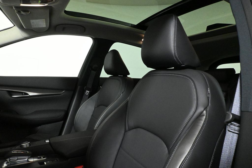 Thumbnail: 2025 INFINITI QX50 - 14