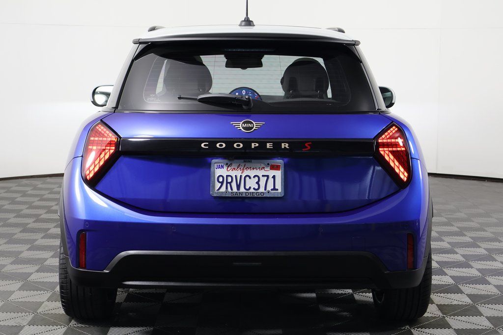 Thumbnail: 2025 MINI Cooper - 5