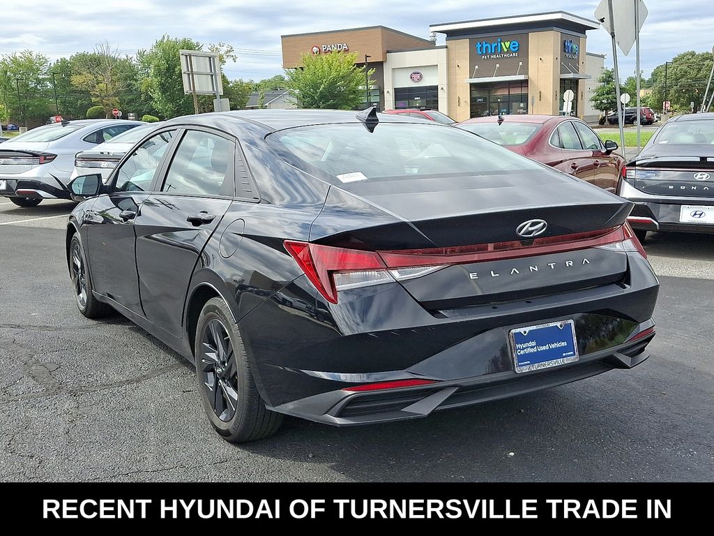 Thumbnail: 2023 Hyundai Elantra - 5