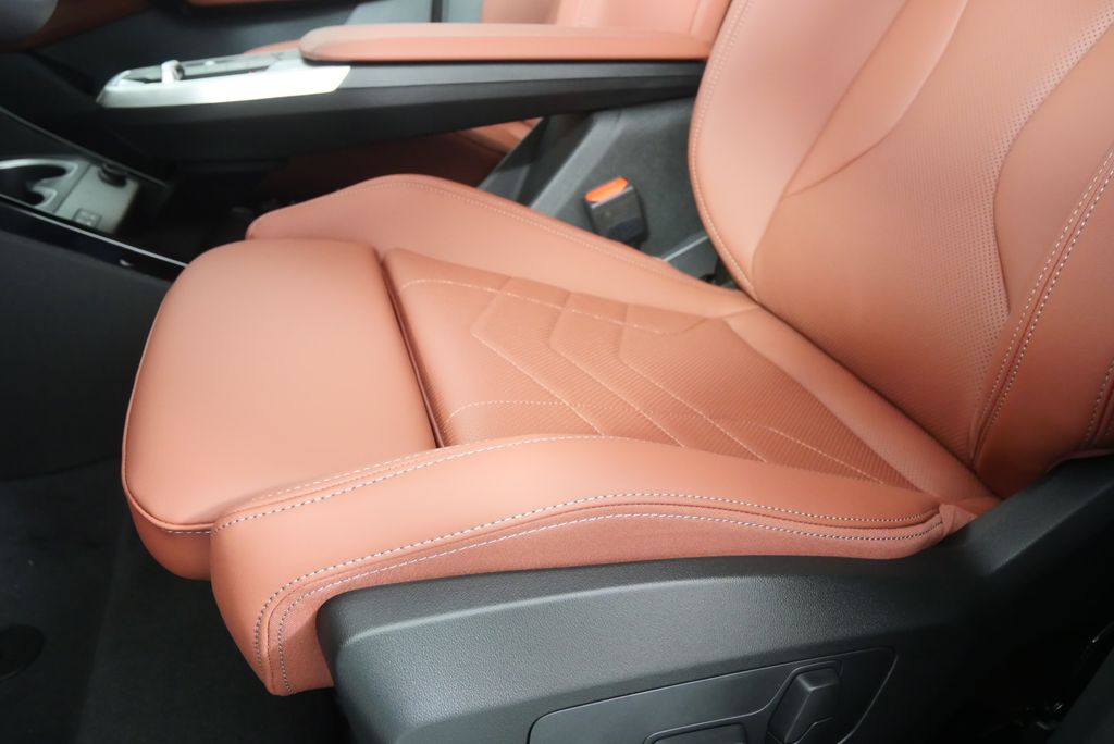 Thumbnail: 2026 BMW X1 - 9