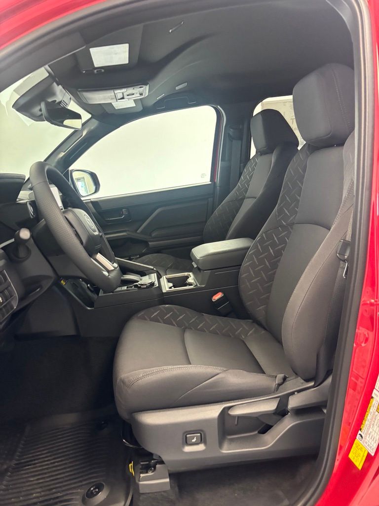 2026 Toyota Tacoma SR5 - Photo 10