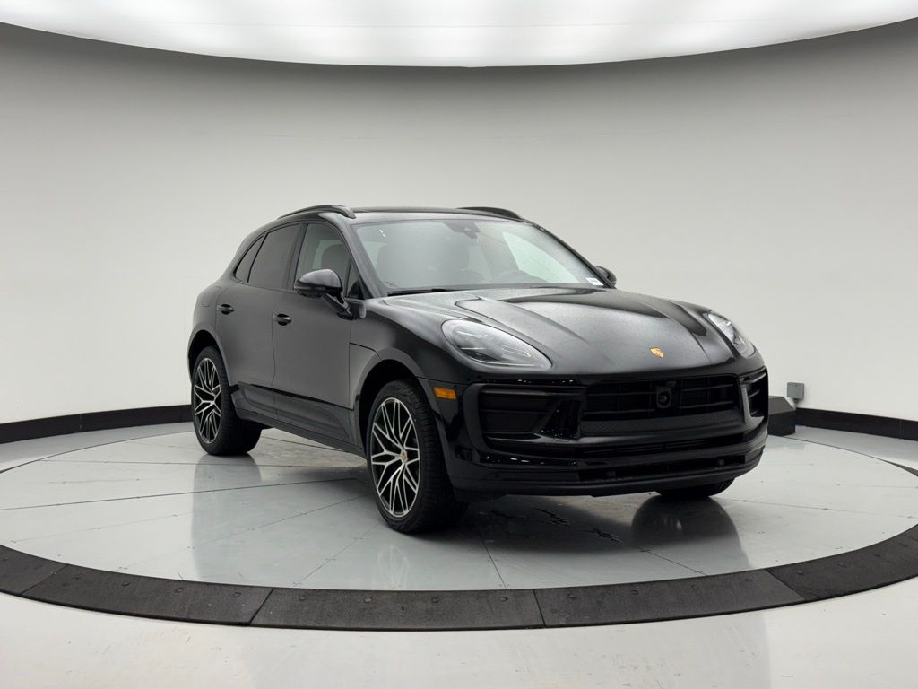 Thumbnail: 2026 Porsche Macan - 9