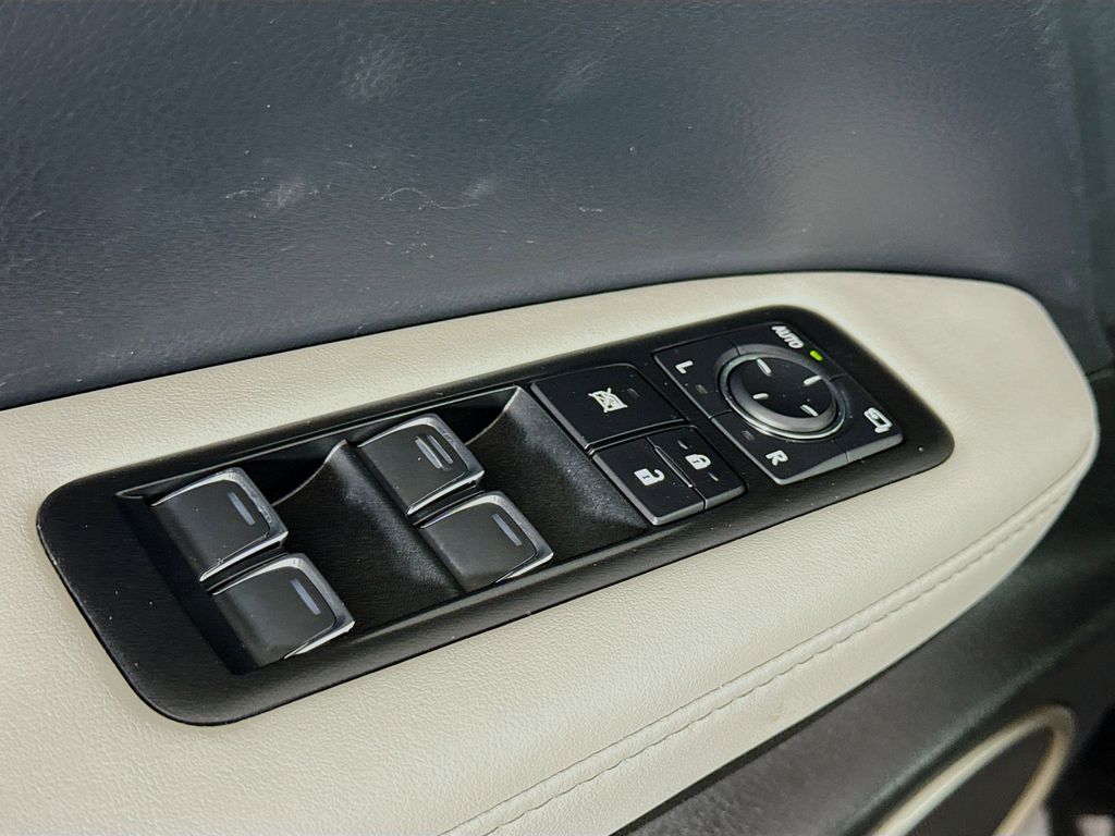 Thumbnail: 2018 Lexus RX - 18