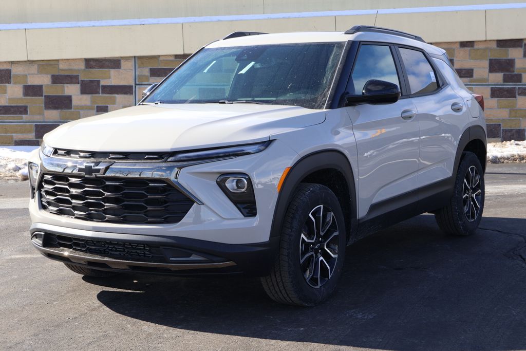 Thumbnail: 2026 Chevrolet TrailBlazer - 1