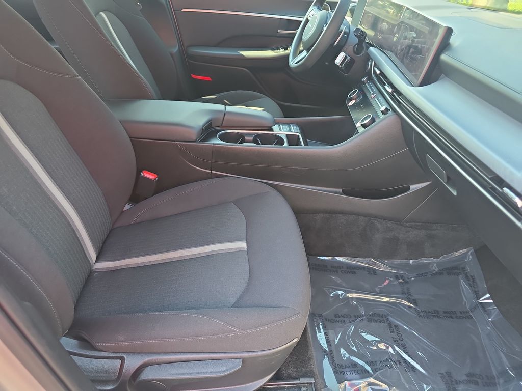 Used 2025 Hyundai Sonata Sedan